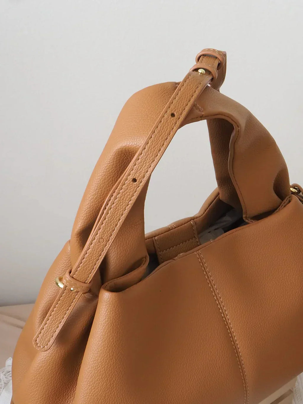 Nayeli Trapezoid Bag