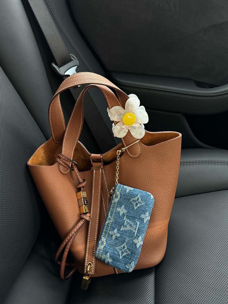 Sylvie Bucket Bag