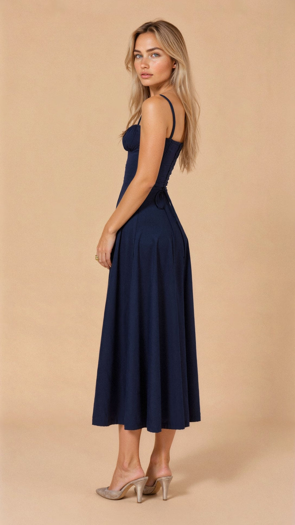 Kiana | Fitted Midi Dress with Defined Waist